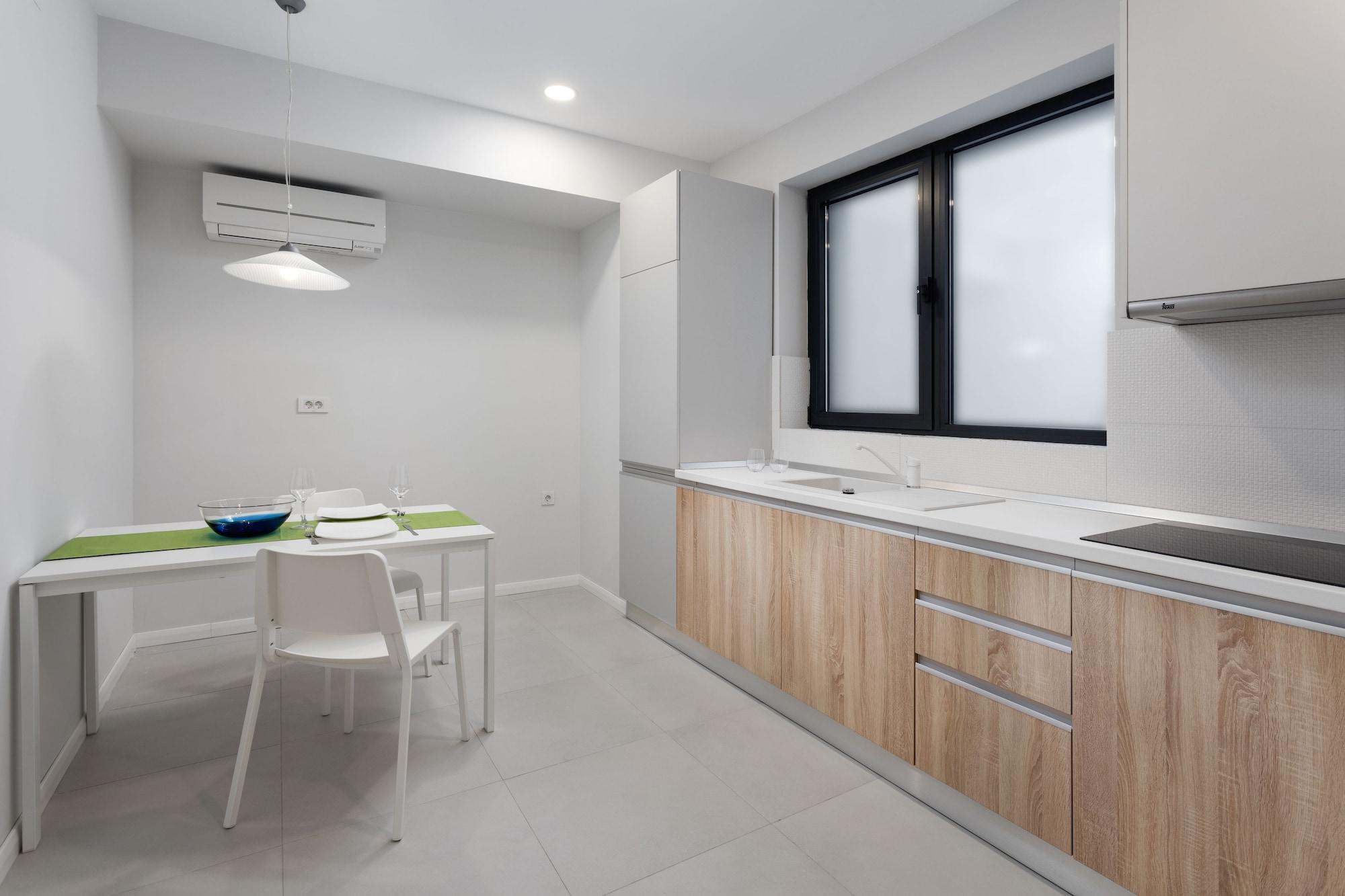 Athina Hotel